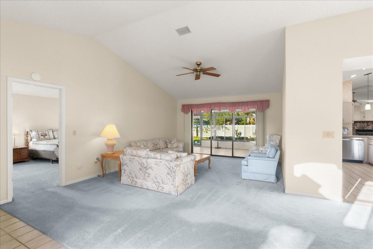 337 WELLINGTON DR, PALM COAST, FL, 32164