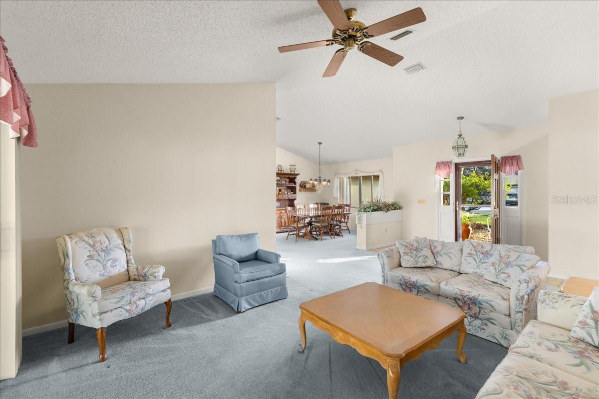 337 WELLINGTON DR, PALM COAST, FL, 32164