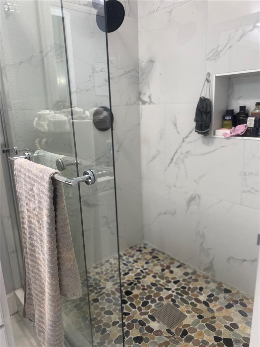 6427 LIVEWOOD OAKS DR, ORLANDO, FL, 32818