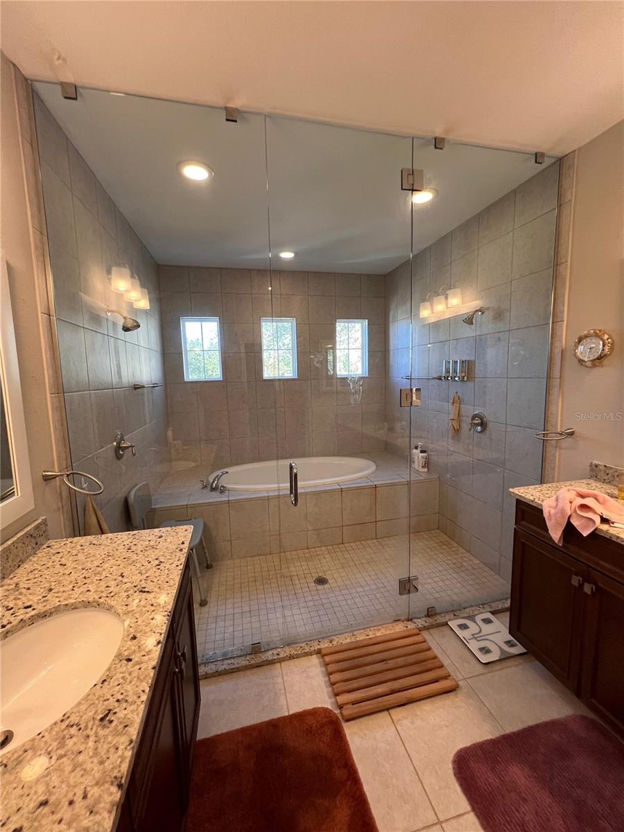 556 LAKE WILDMERE CV, LONGWOOD, FL, 32750