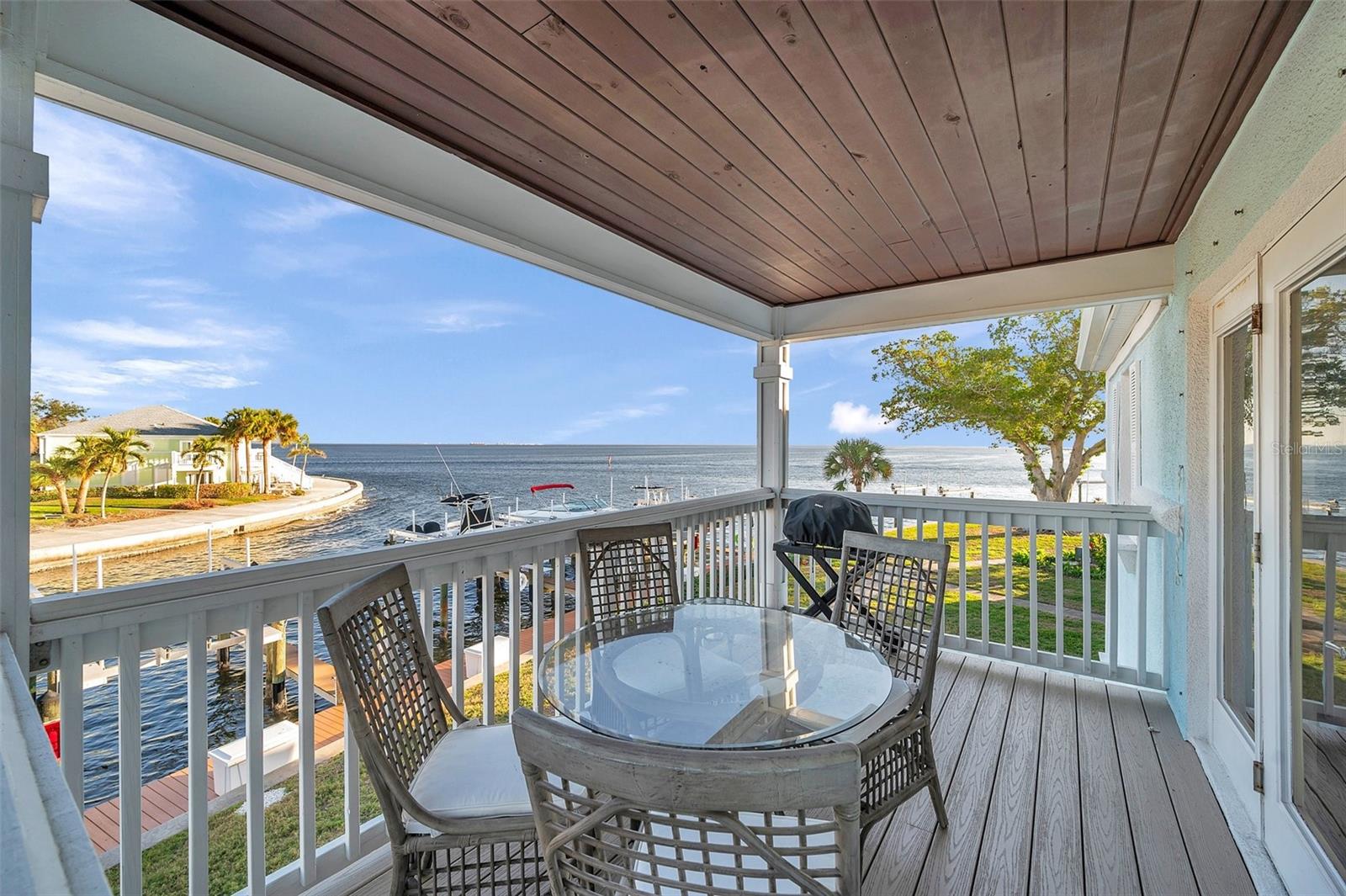 5218 BEACH DR SE #D, ST PETERSBURG, FL, 33705