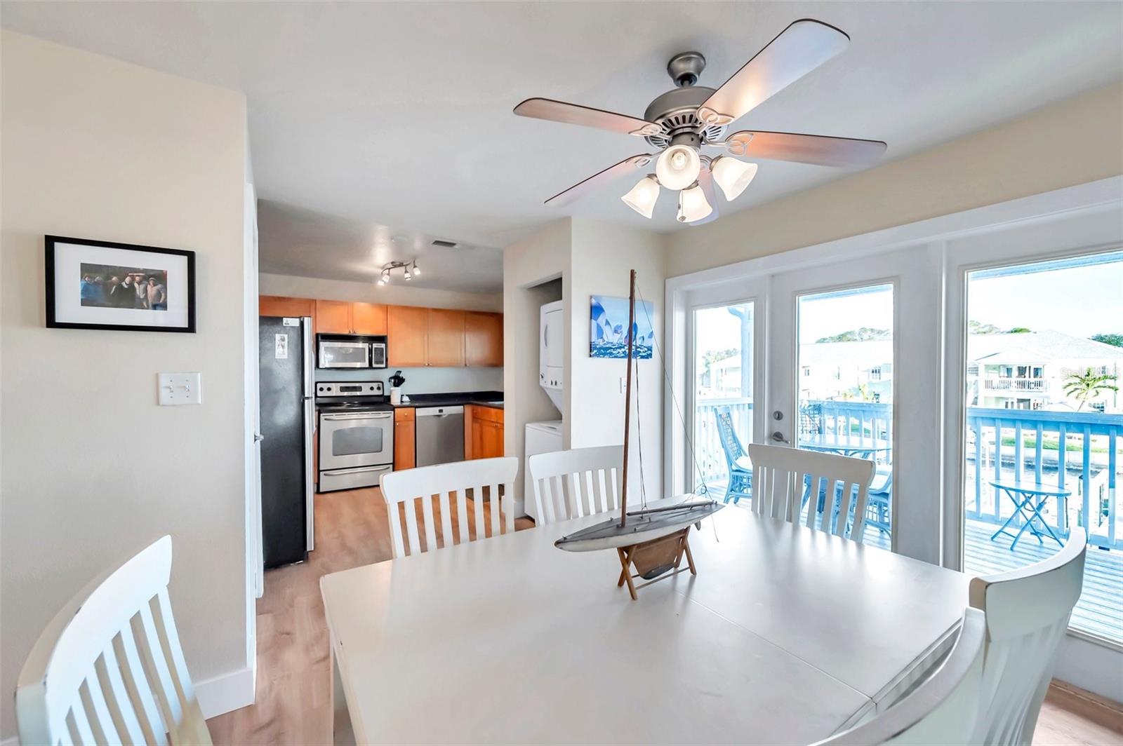 5218 BEACH DR SE #D, ST PETERSBURG, FL, 33705