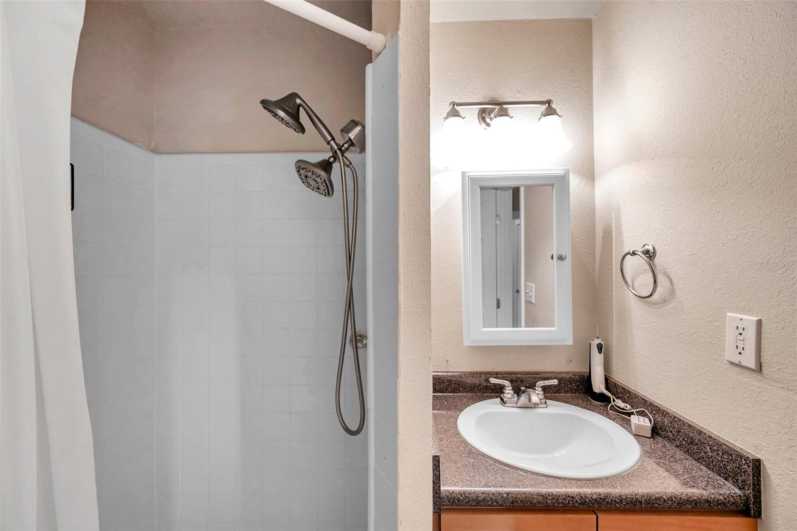 5218 BEACH DR SE #D, ST PETERSBURG, FL, 33705