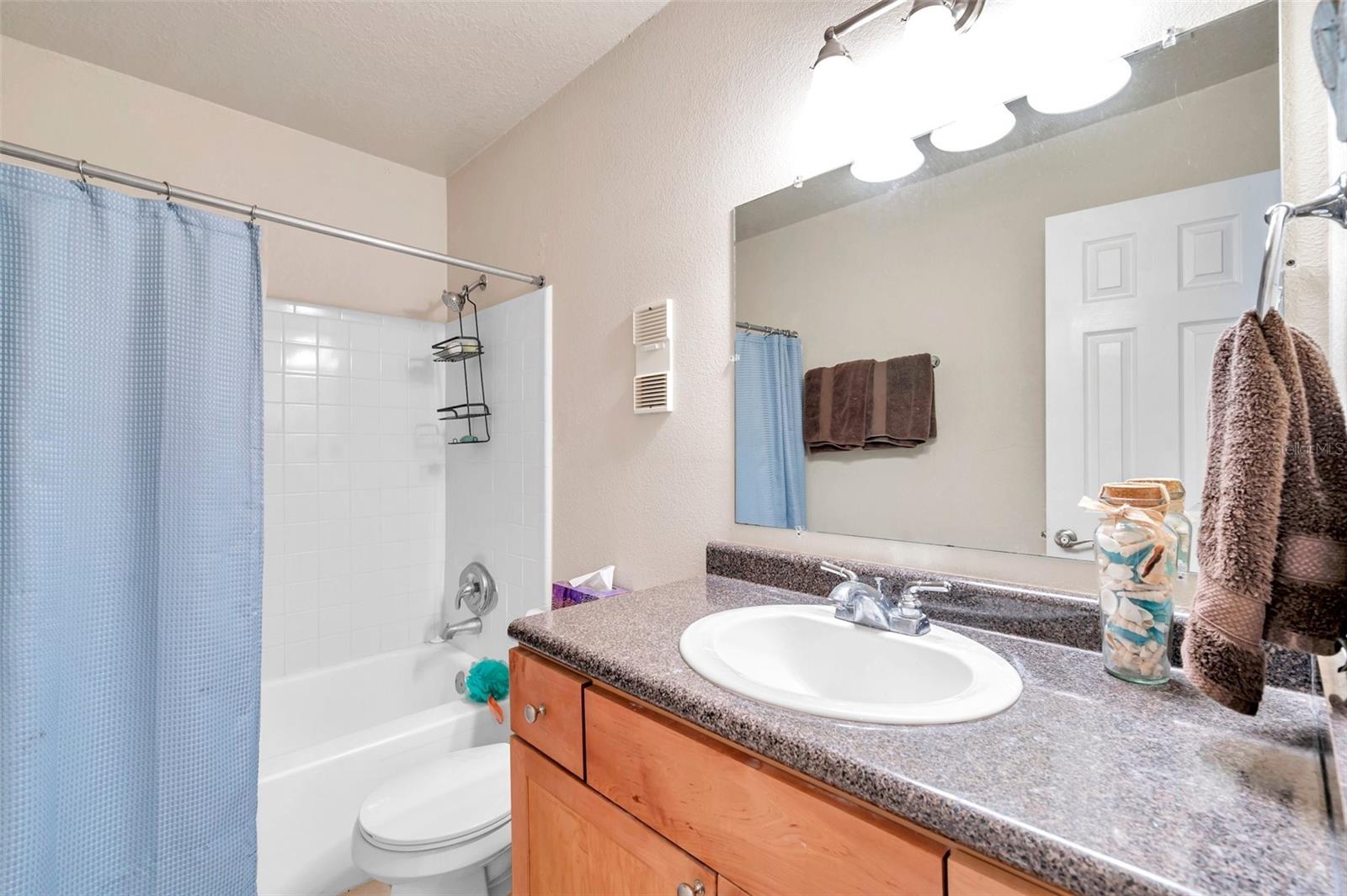 5218 BEACH DR SE #D, ST PETERSBURG, FL, 33705