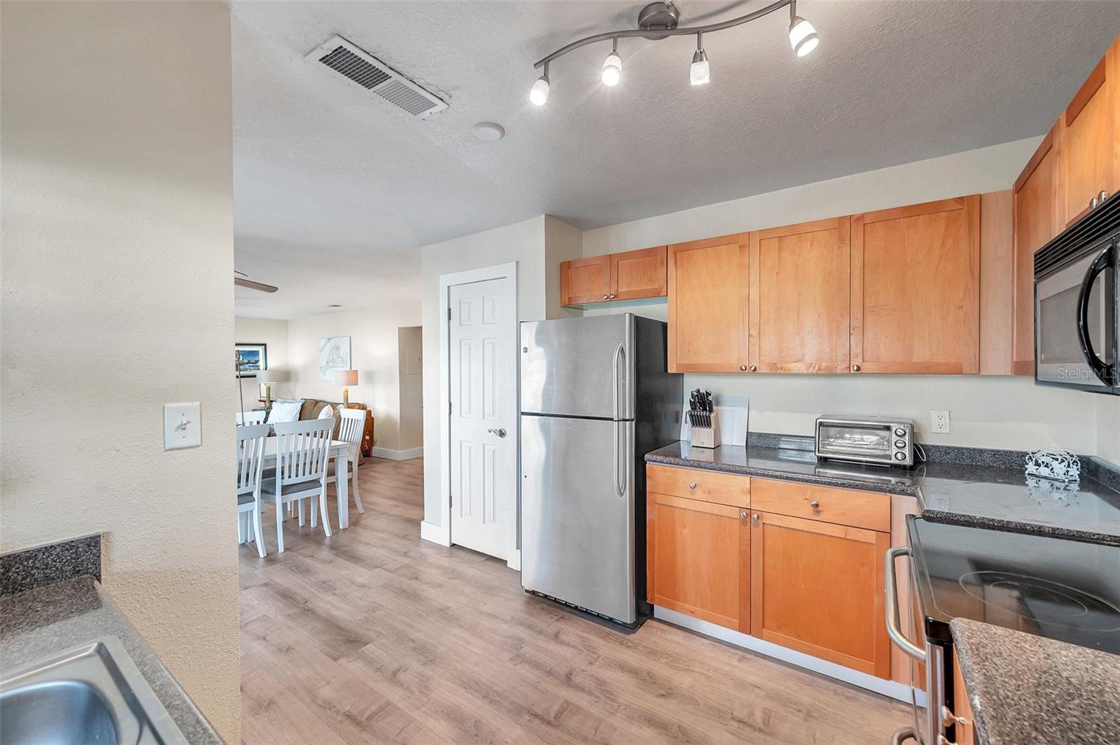 5218 BEACH DR SE #D, ST PETERSBURG, FL, 33705