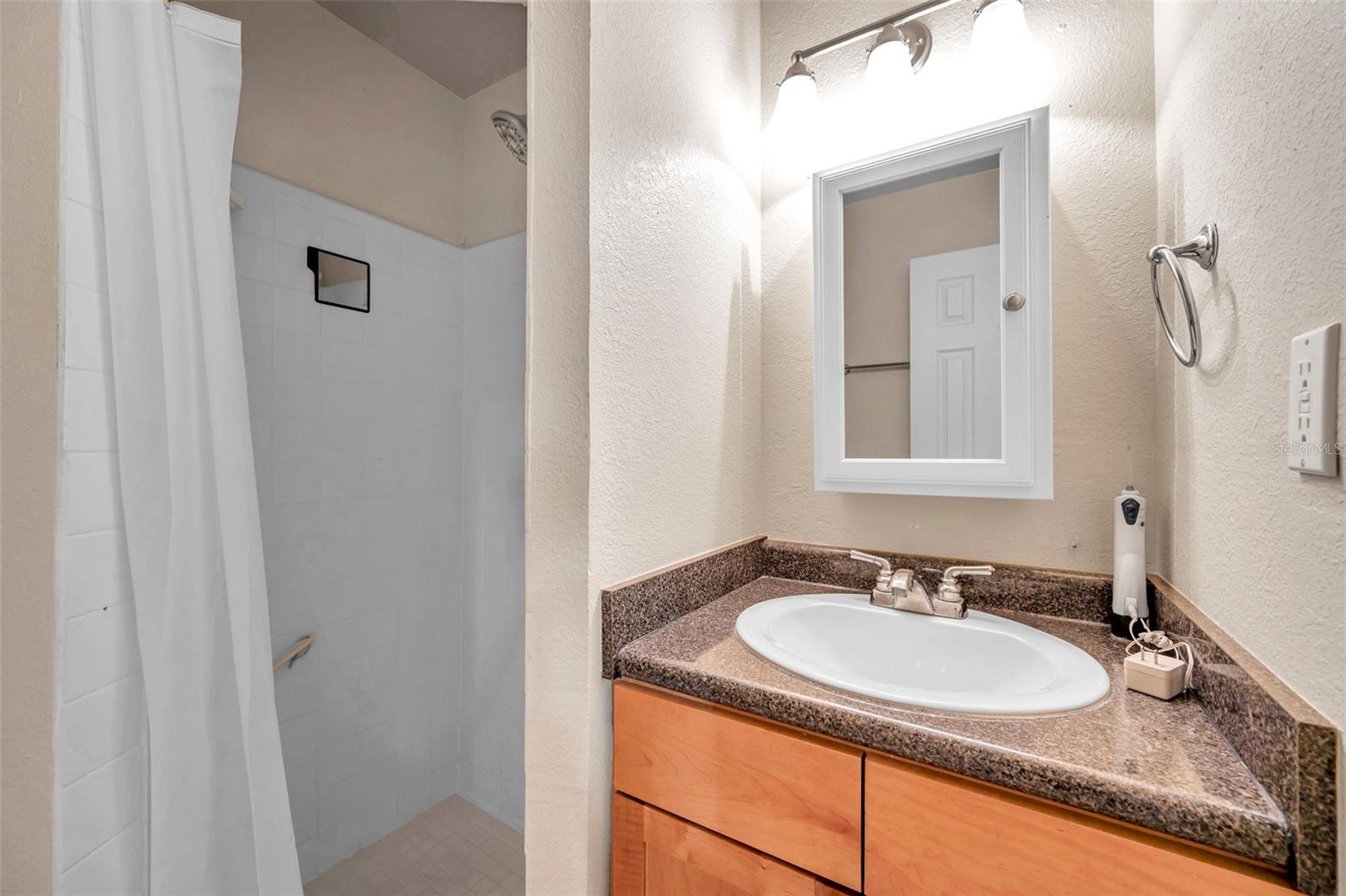 5218 BEACH DR SE #D, ST PETERSBURG, FL, 33705