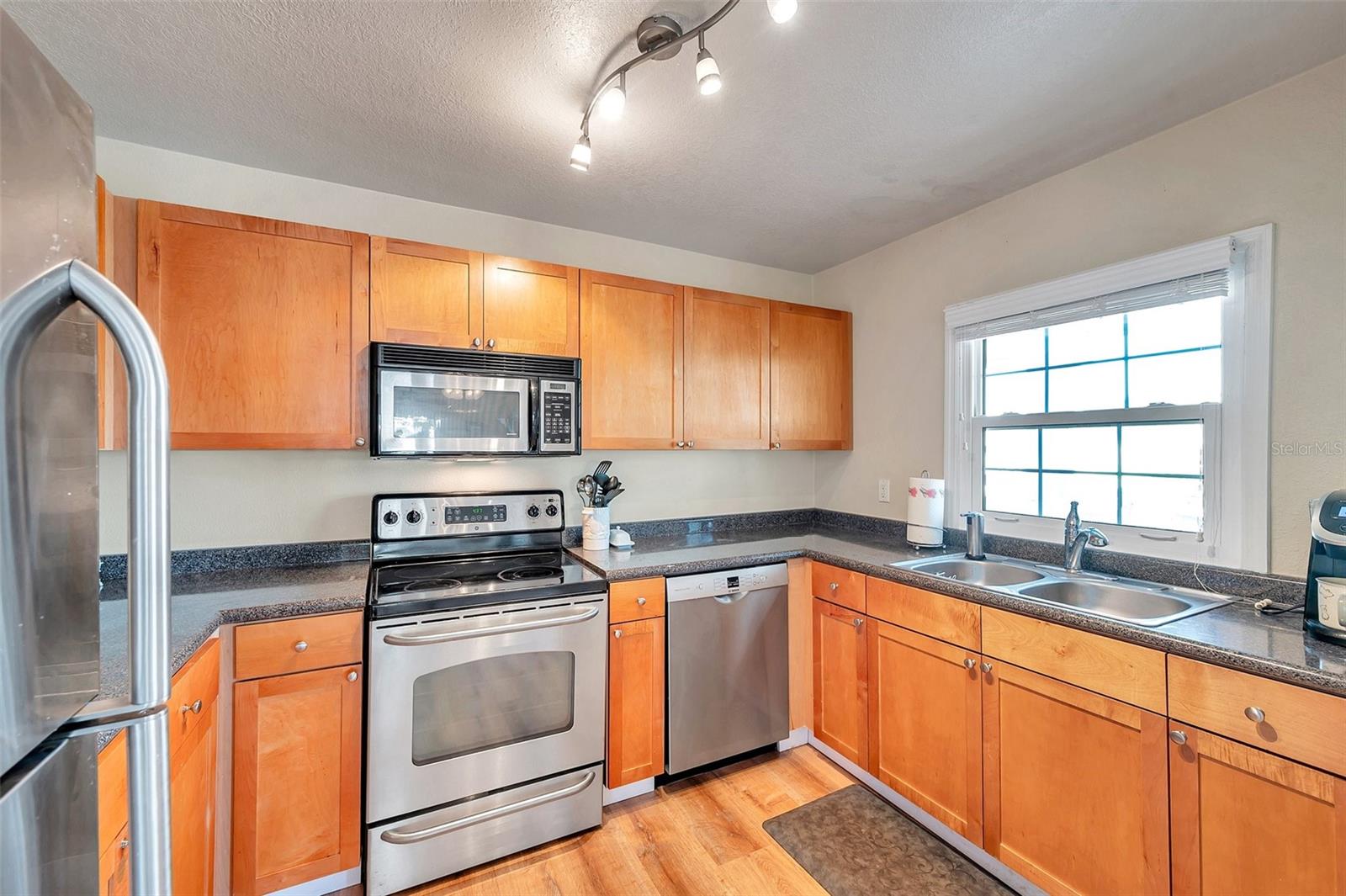 5218 BEACH DR SE #D, ST PETERSBURG, FL, 33705