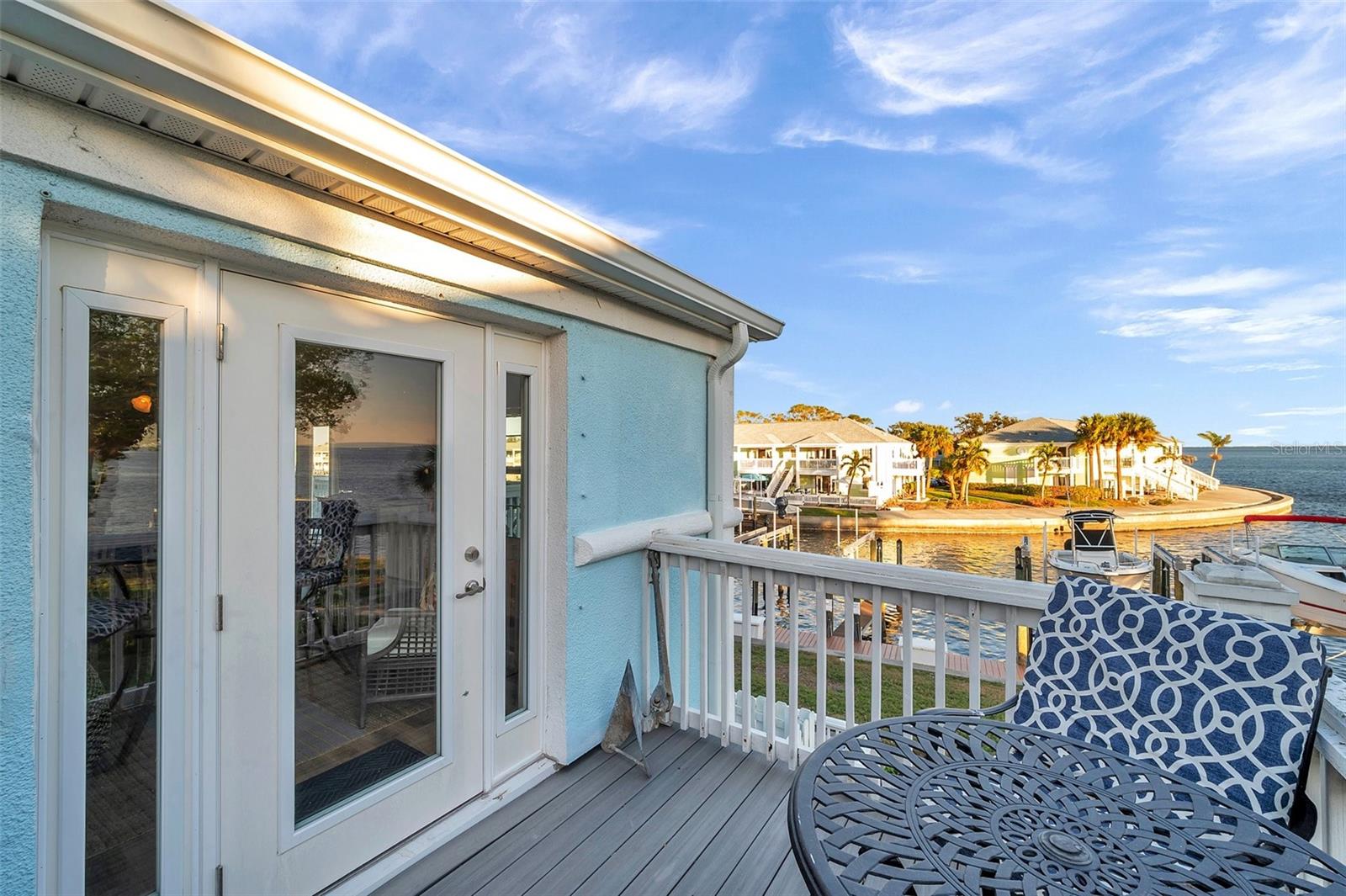 5218 BEACH DR SE #D, ST PETERSBURG, FL, 33705