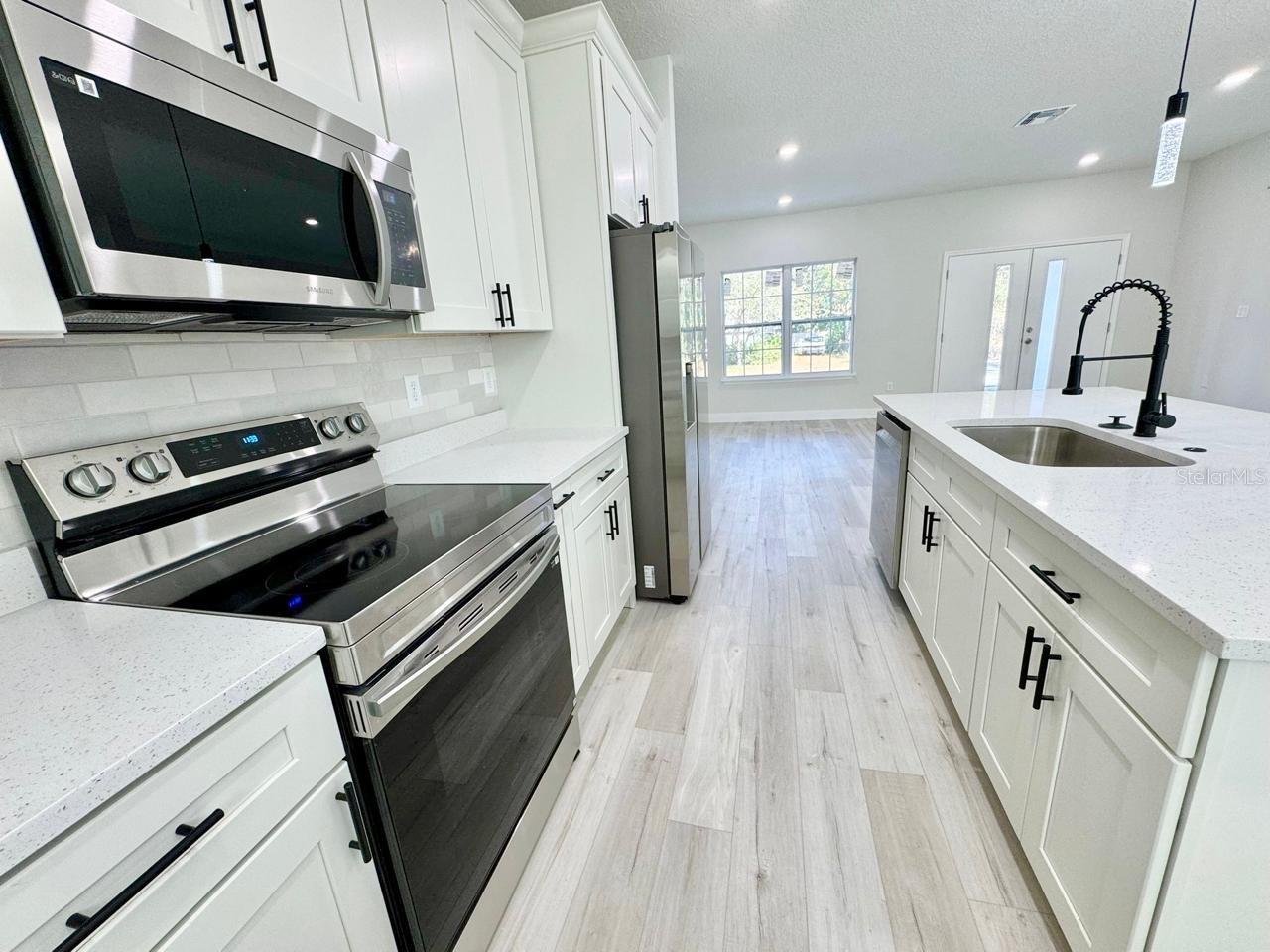 8008 N MERRIMAC WAY, CITRUS SPRINGS, FL, 34434