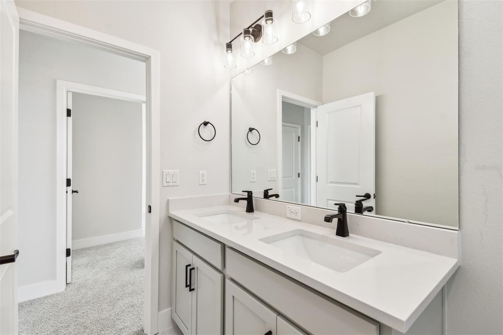 31016 PENDLETON LANDING CIR, WESLEY CHAPEL, FL, 33545