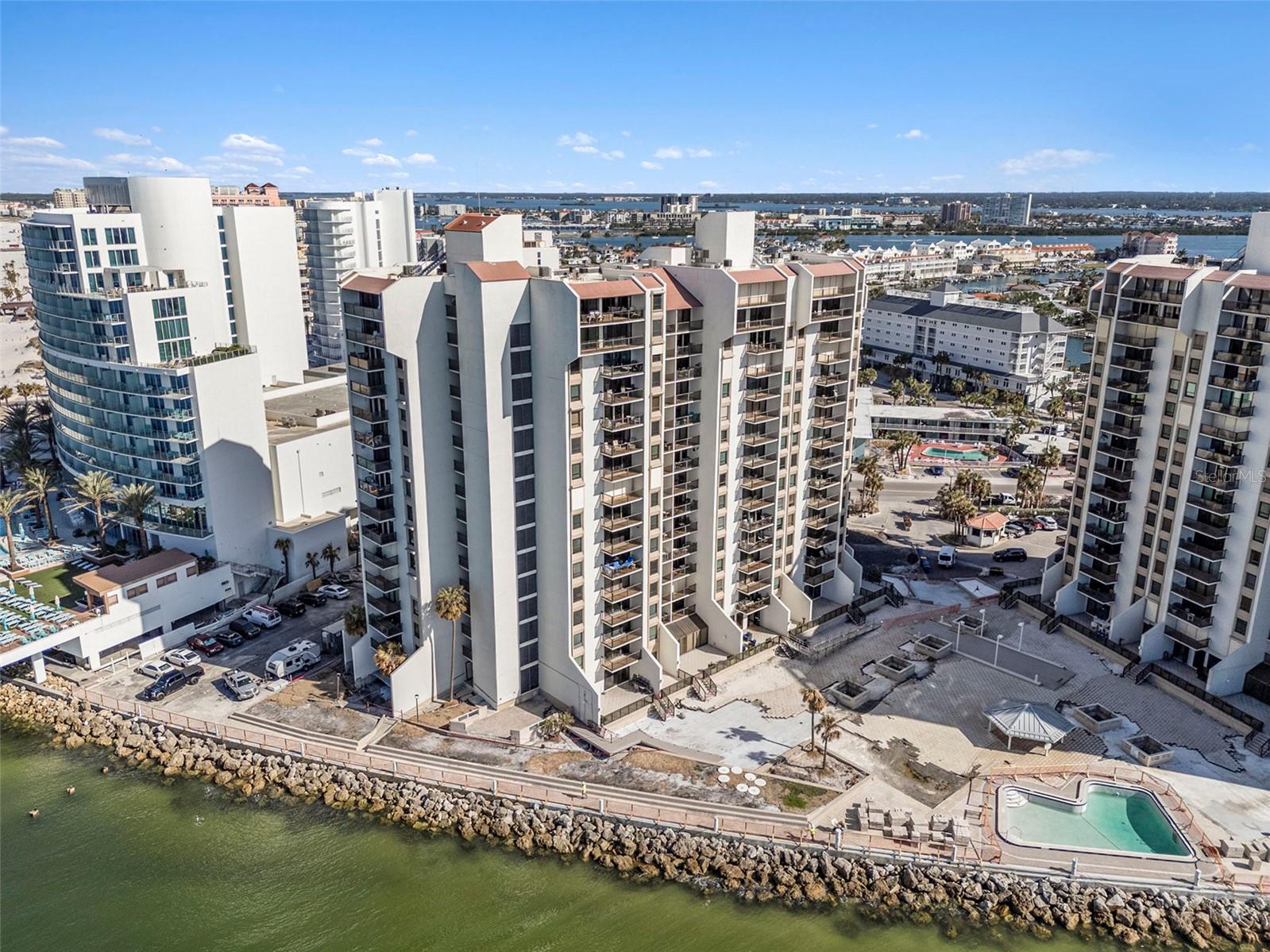 440 S GULFVIEW BLVD #905, CLEARWATER BEACH, FL, 33767