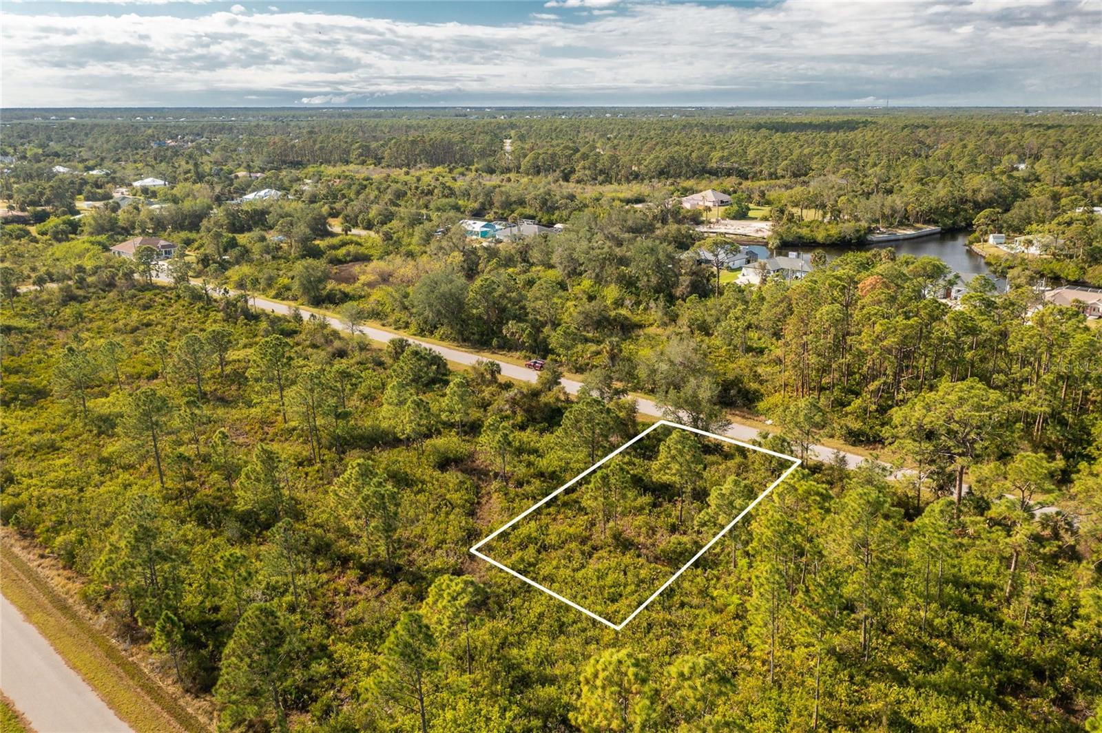 1062 LONGACRE TER, PORT CHARLOTTE, FL, 33953