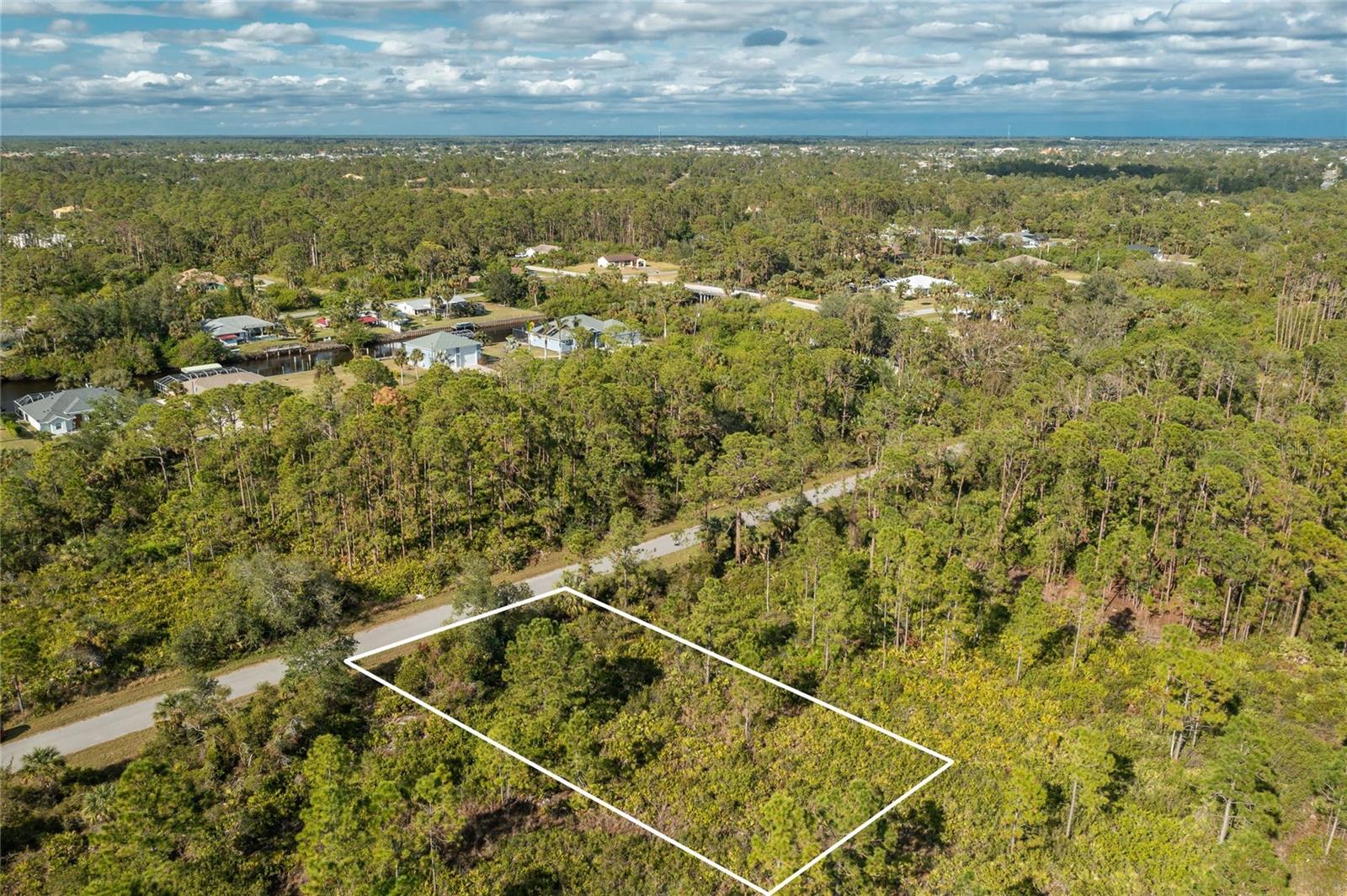 1062 LONGACRE TER, PORT CHARLOTTE, FL, 33953