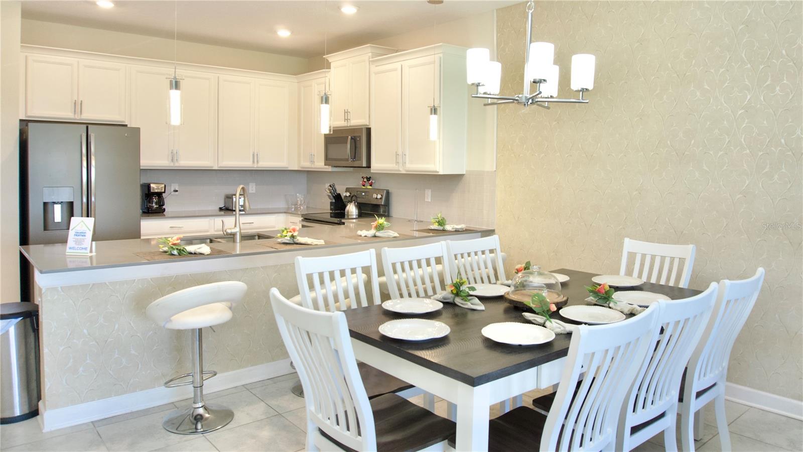 585 OCEAN COURSE AVE, DAVENPORT, FL, 33896