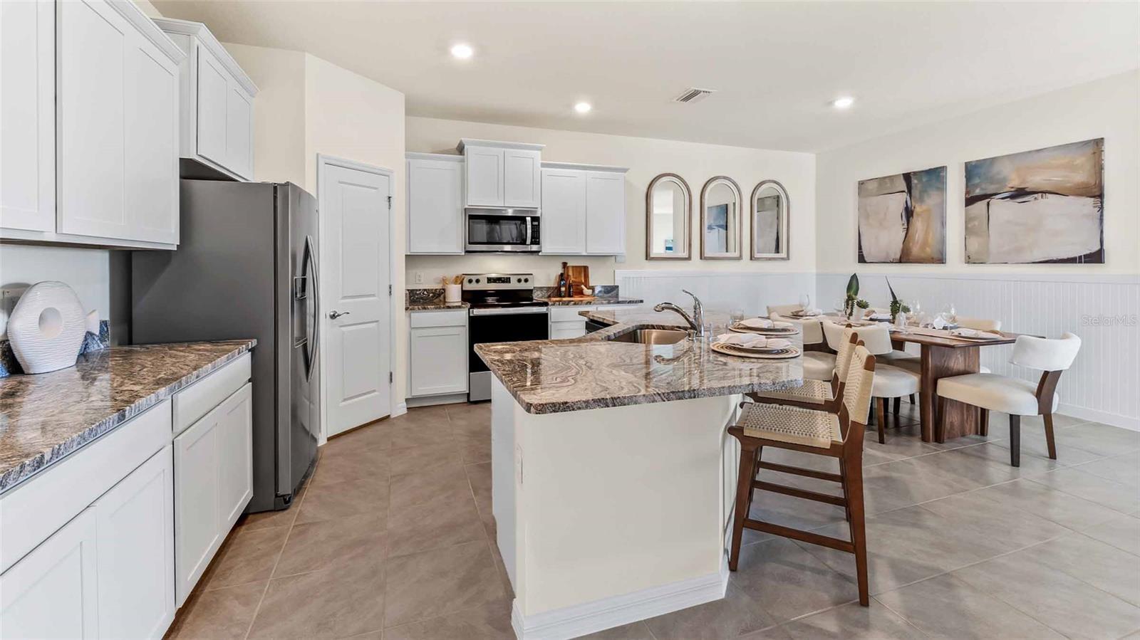 3305 AMBER WAVES DR, PLANT CITY, FL, 33565
