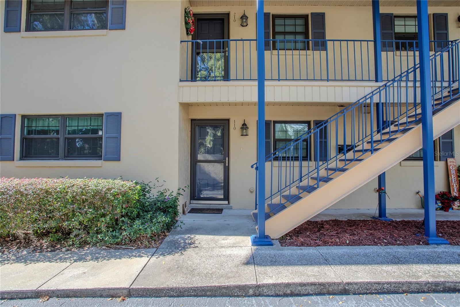 110 N TREMAIN ST #110, MOUNT DORA, FL, 32757