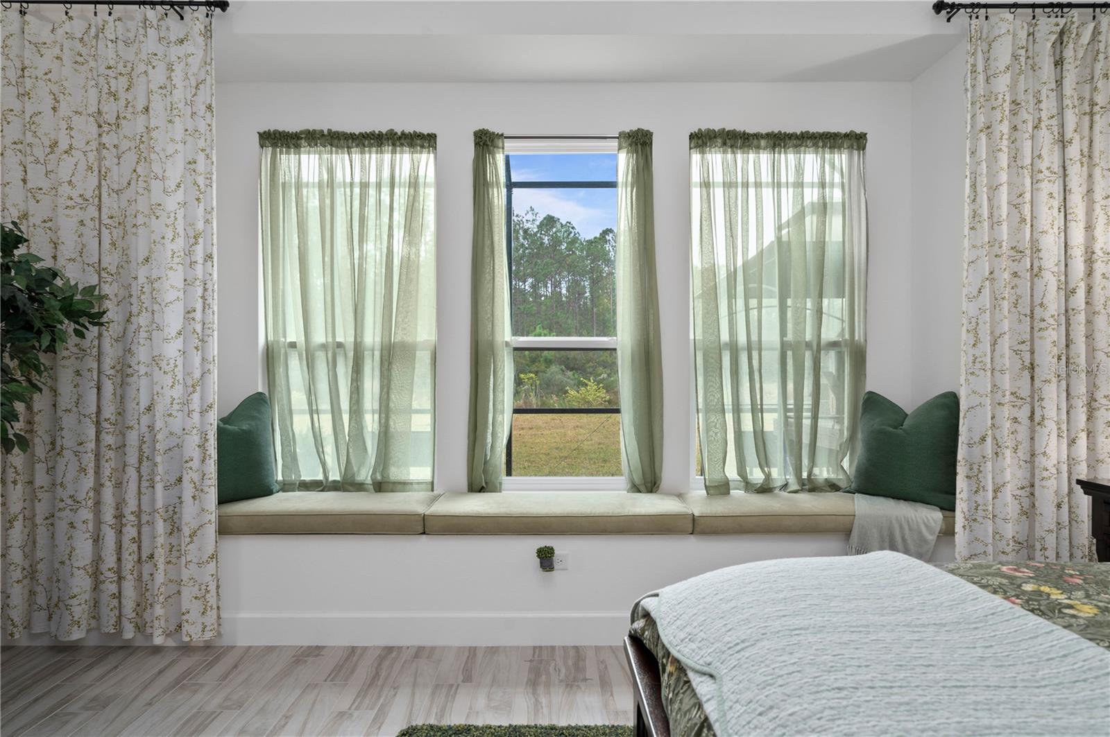 649 MOSAIC BLVD, DAYTONA BEACH, FL, 32124