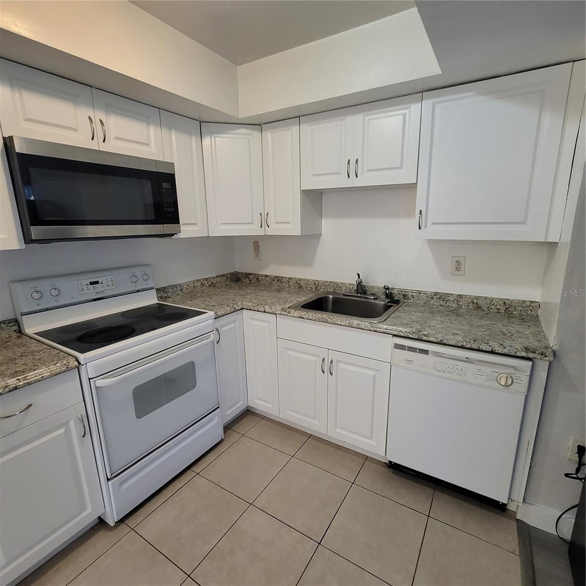 1116 CARMONA AVE, SPRING HILL, FL, 34608