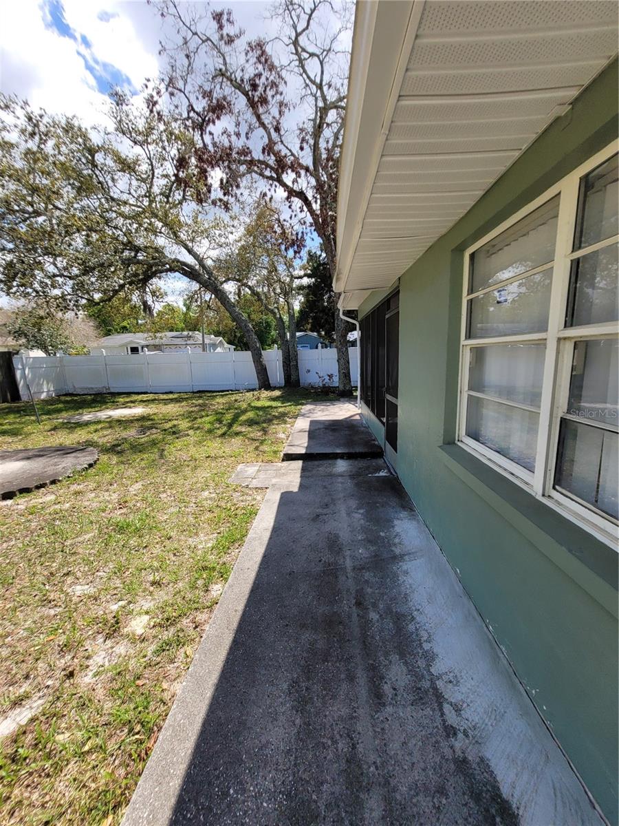 1116 CARMONA AVE, SPRING HILL, FL, 34608