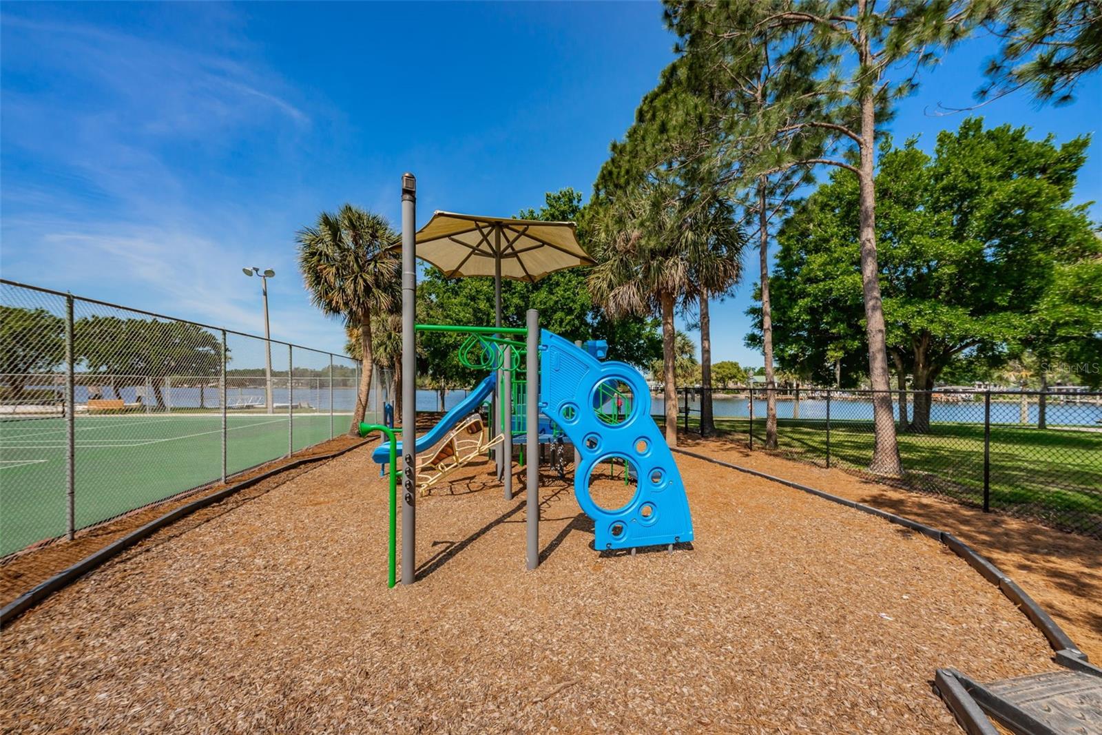 1408 RIVERSIDE DR, TARPON SPRINGS, FL, 34689