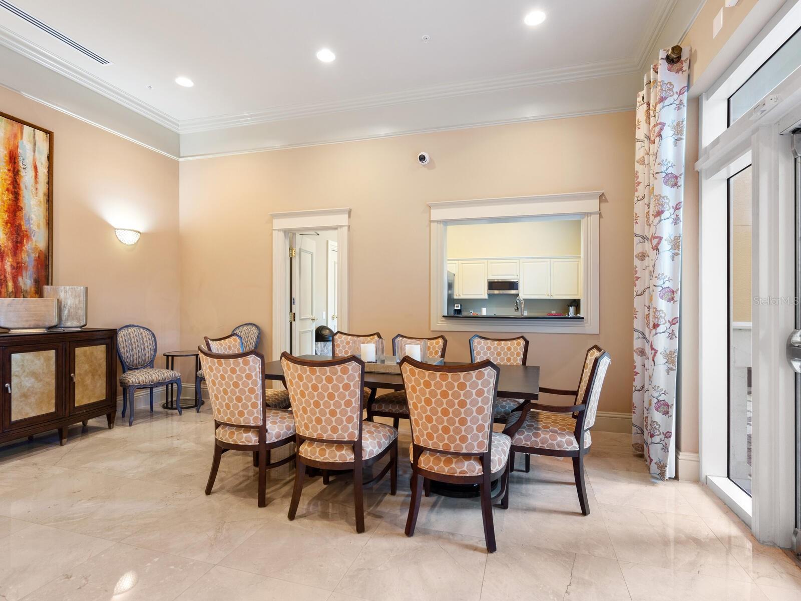 800 N TAMIAMI TRL #201, SARASOTA, FL, 34236
