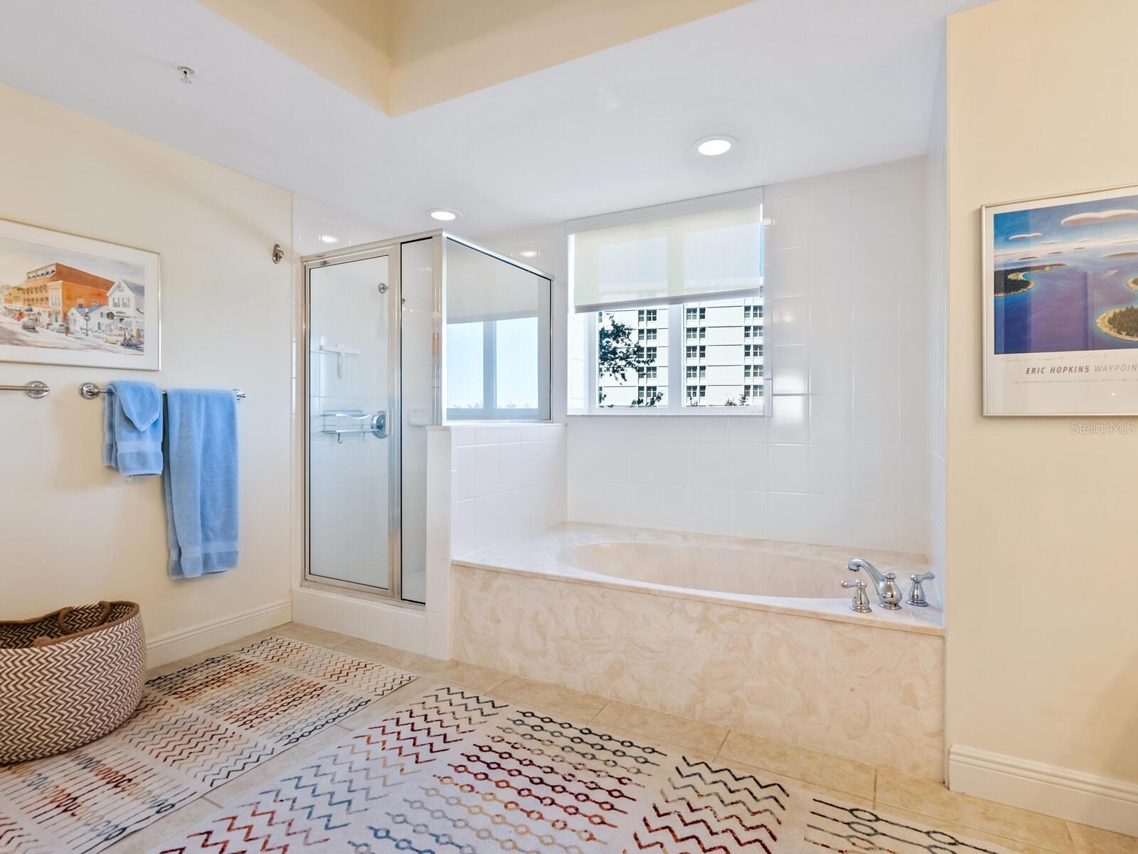 800 N TAMIAMI TRL #201, SARASOTA, FL, 34236