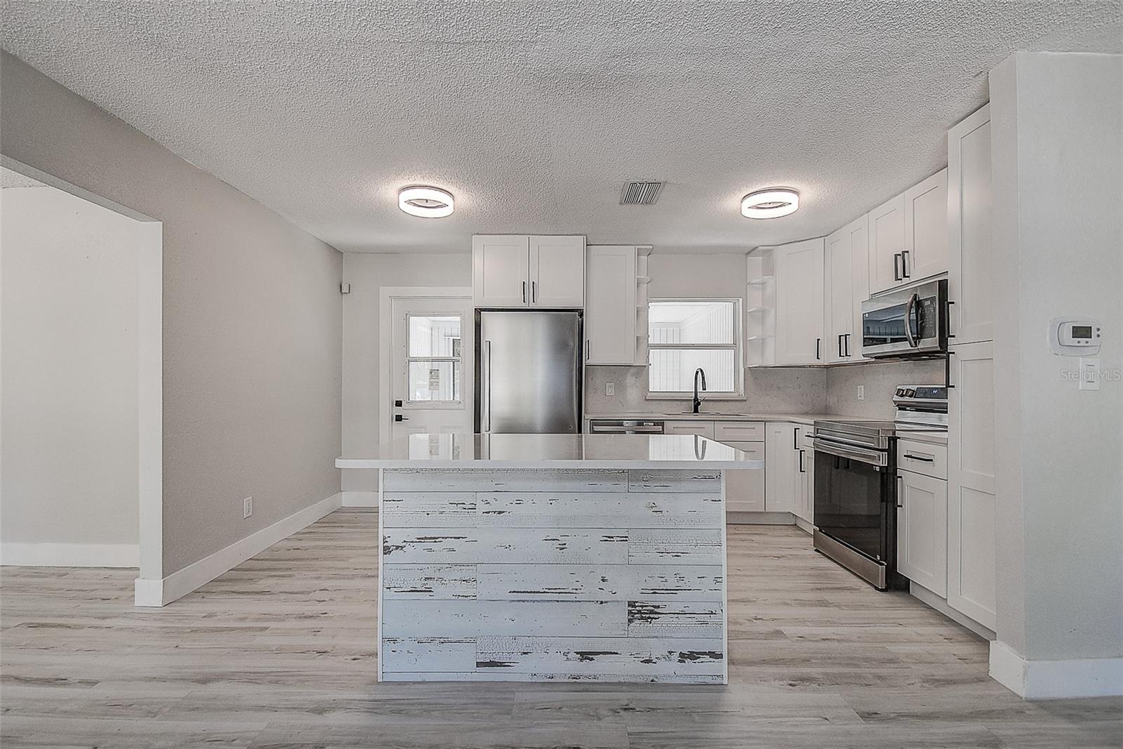 205 CIRCLE HILL DR, BRANDON, FL, 33510