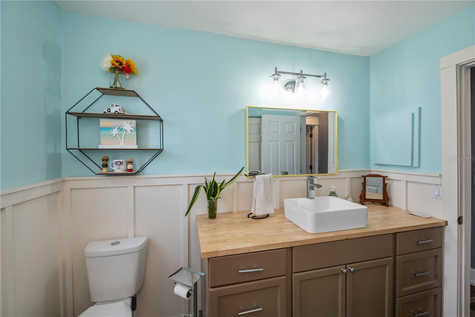 19983 MIDWAY BLVD, PORT CHARLOTTE, FL, 33948