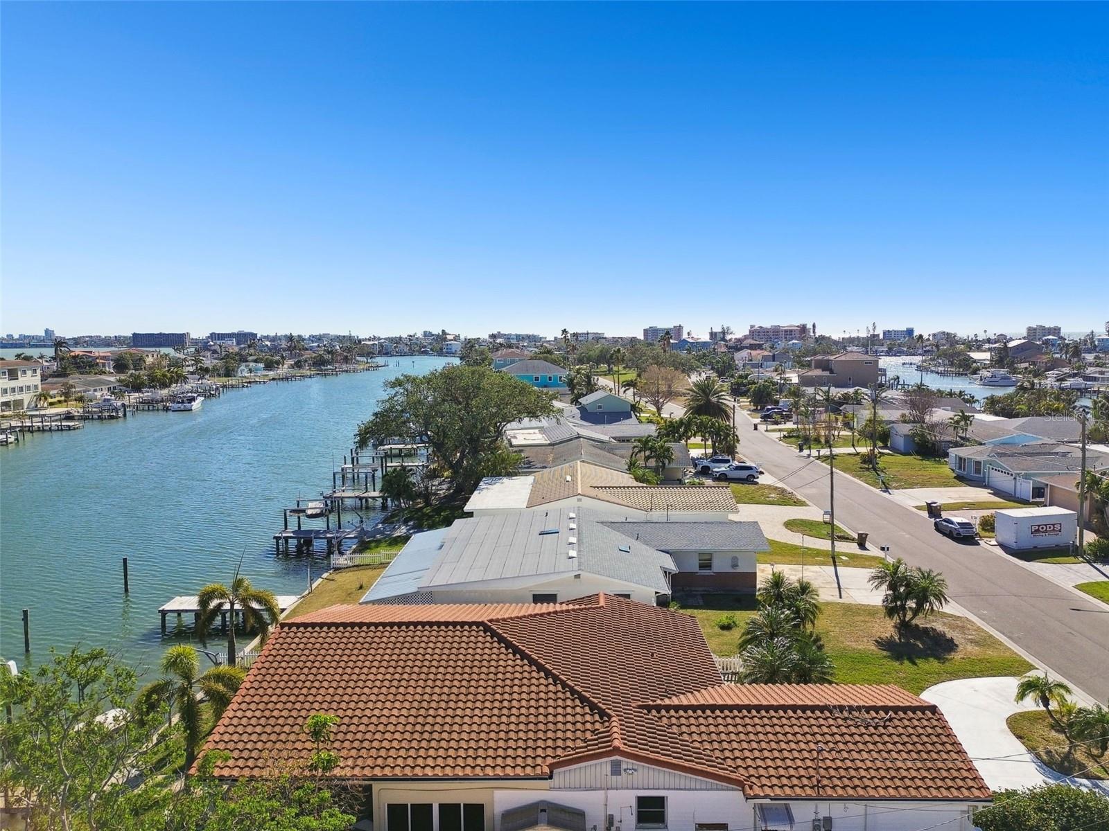 545 LILLIAN DR, MADEIRA BEACH, FL, 33708