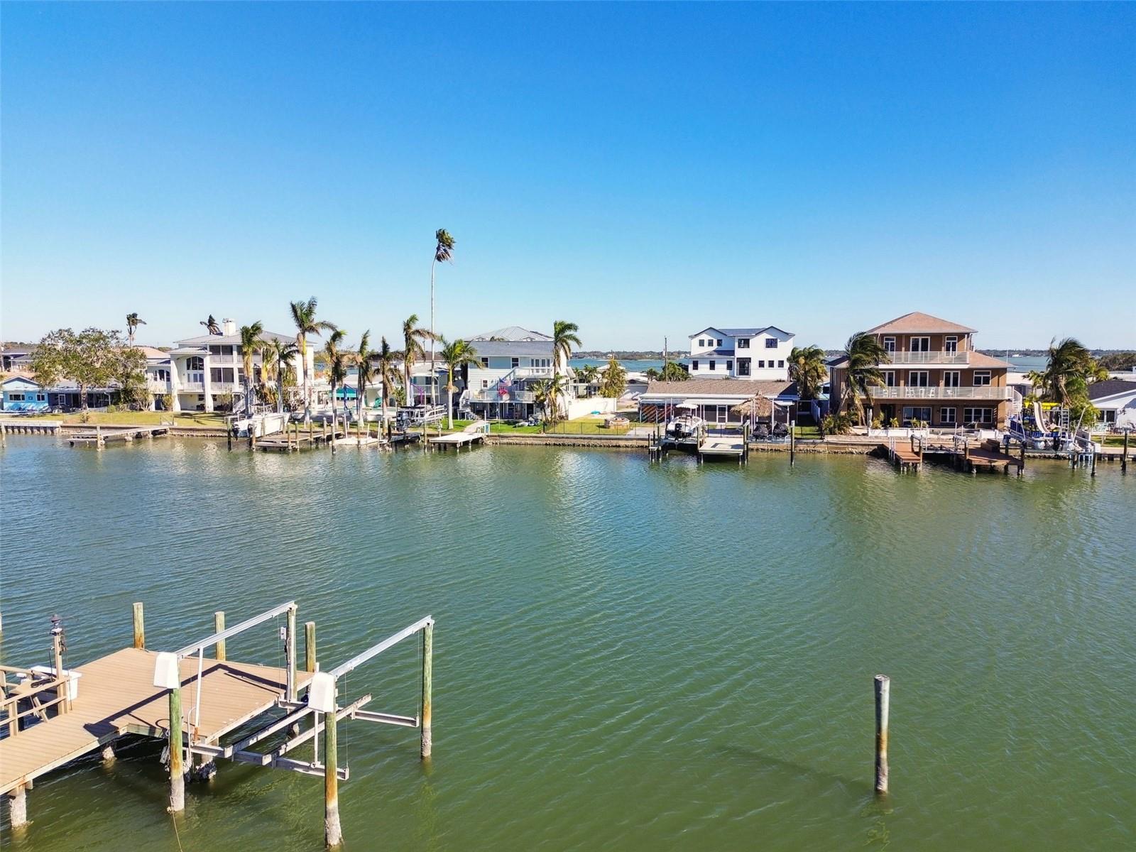 545 LILLIAN DR, MADEIRA BEACH, FL, 33708