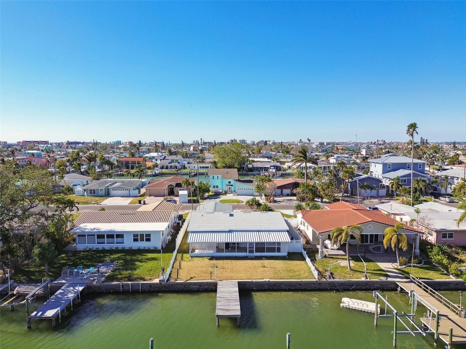 545 LILLIAN DR, MADEIRA BEACH, FL, 33708