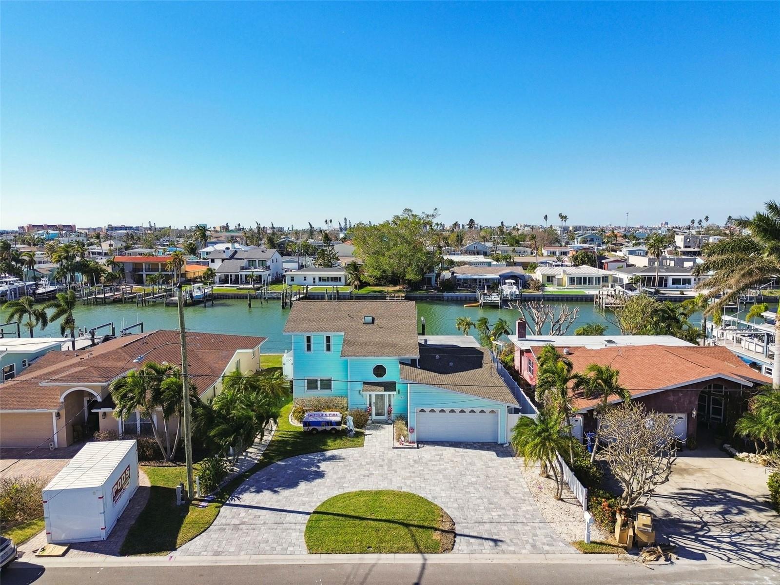 545 LILLIAN DR, MADEIRA BEACH, FL, 33708