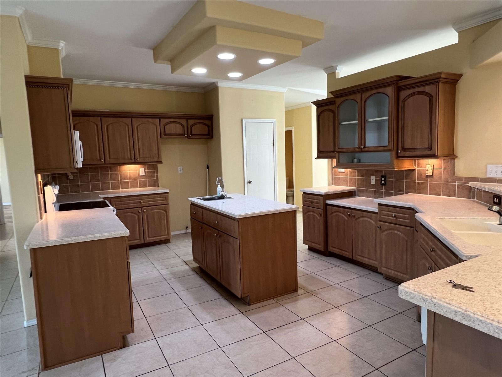 5005 SHORE LINE DR, POLK CITY, FL, 33868