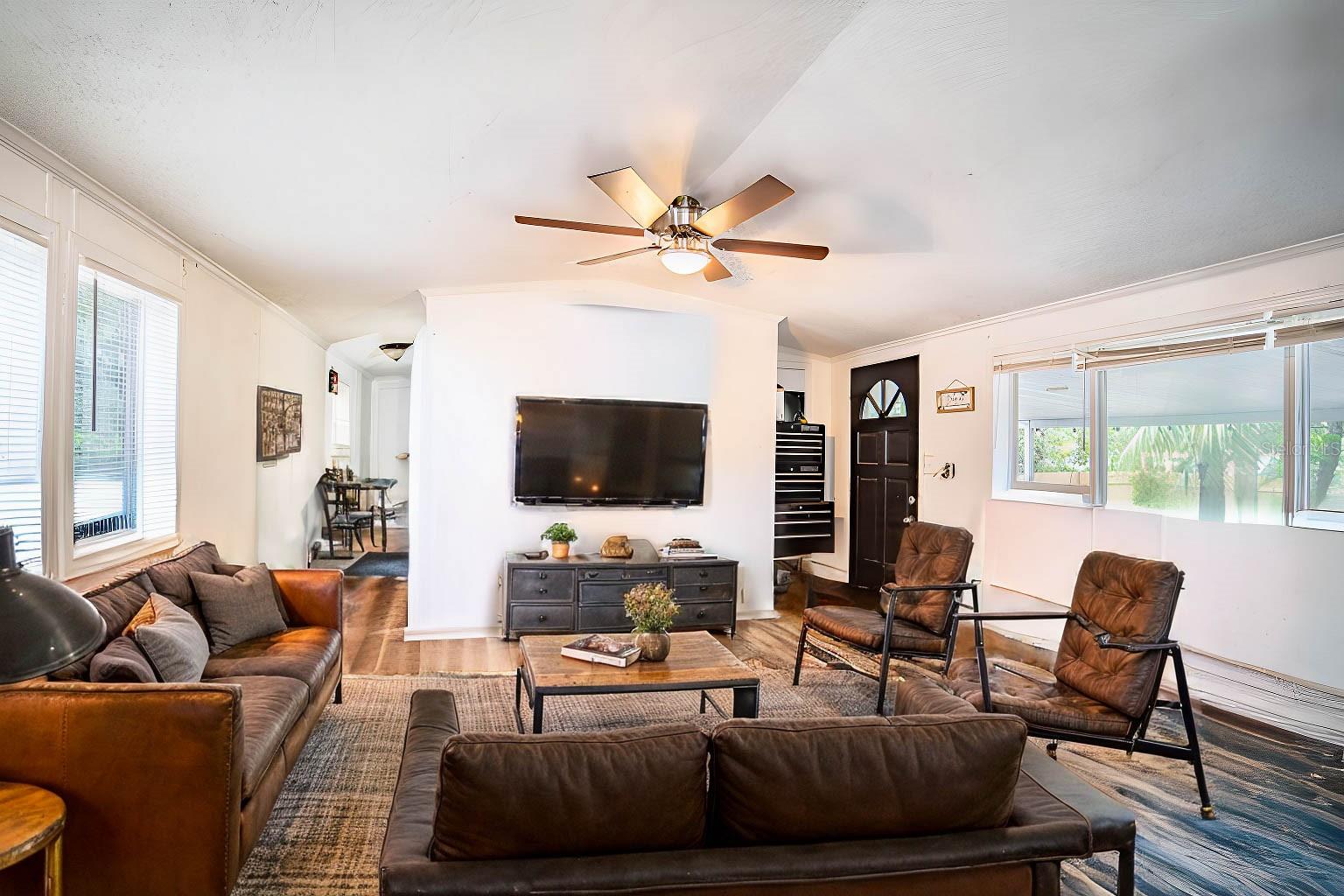 2419 TRENTON RD E, LAKELAND, FL, 33815