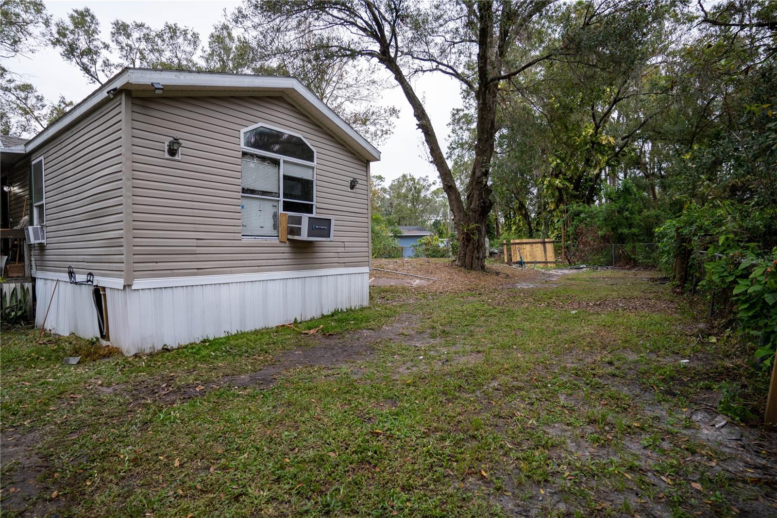 2419 TRENTON RD E, LAKELAND, FL, 33815