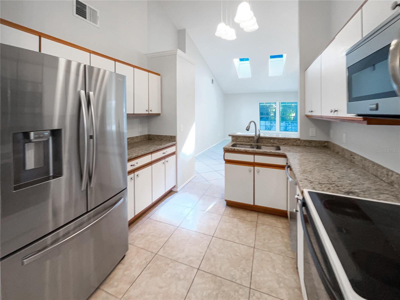 104 VISTA AVE, EUSTIS, FL, 32726