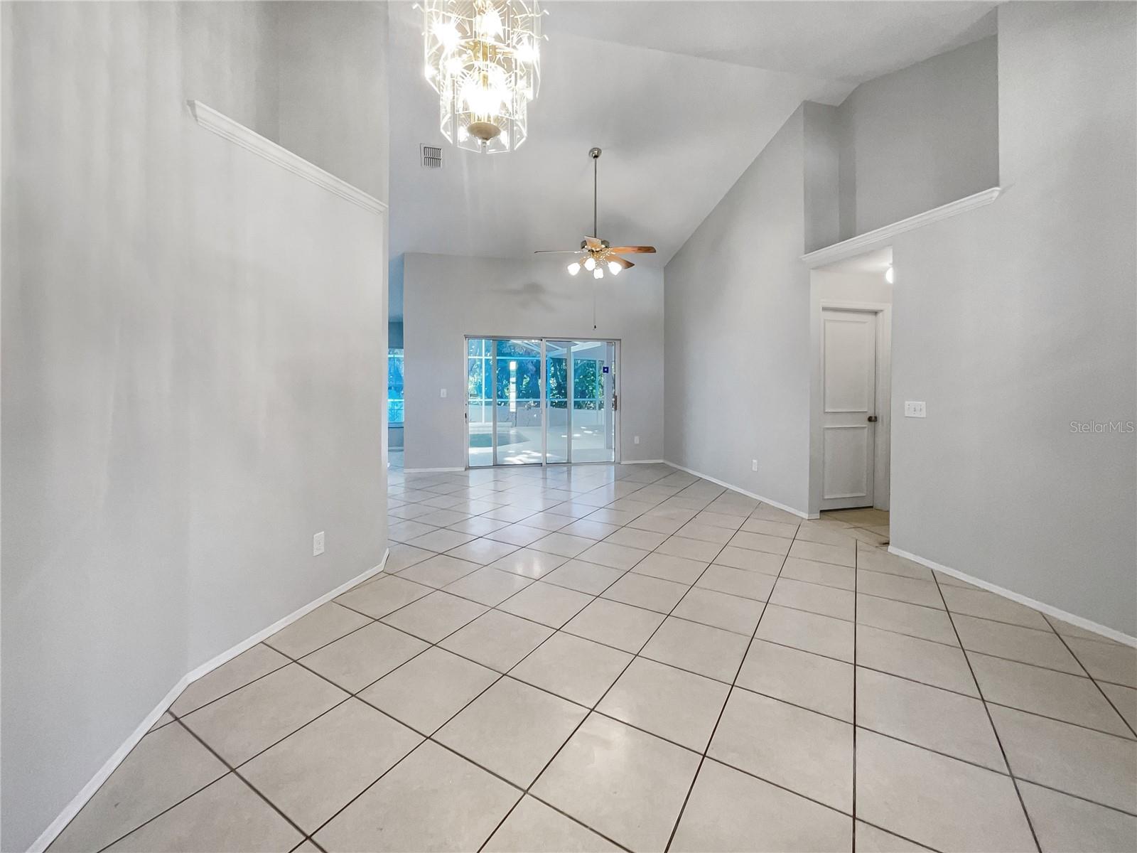 104 VISTA AVE, EUSTIS, FL, 32726