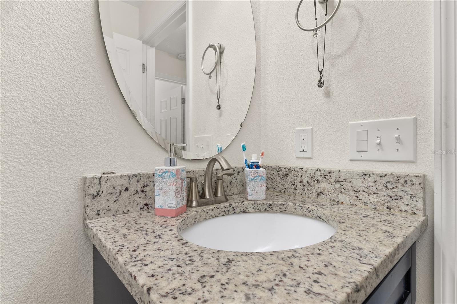 825 DESMOINES PL, KISSIMMEE, FL, 34759