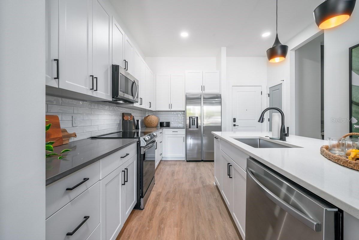 11929 PIONEERS WAY #B7, ORLANDO, FL, 32832