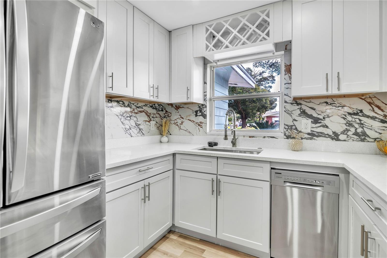 1384 S HILLCREST AVE, CLEARWATER, FL, 33756