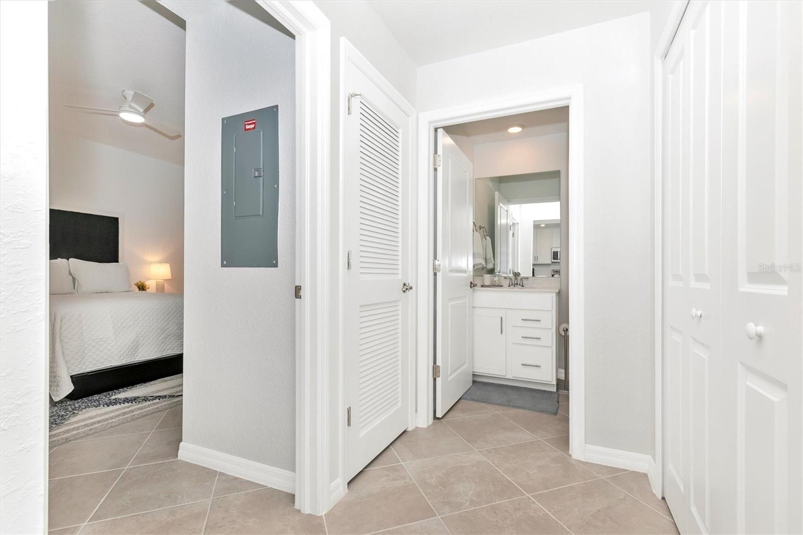 17535 OPAL SAND DR #102, VENICE, FL, 34293