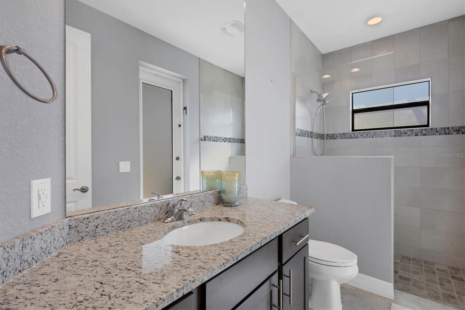 15336 LAKELAND CIR, PORT CHARLOTTE, FL, 33981