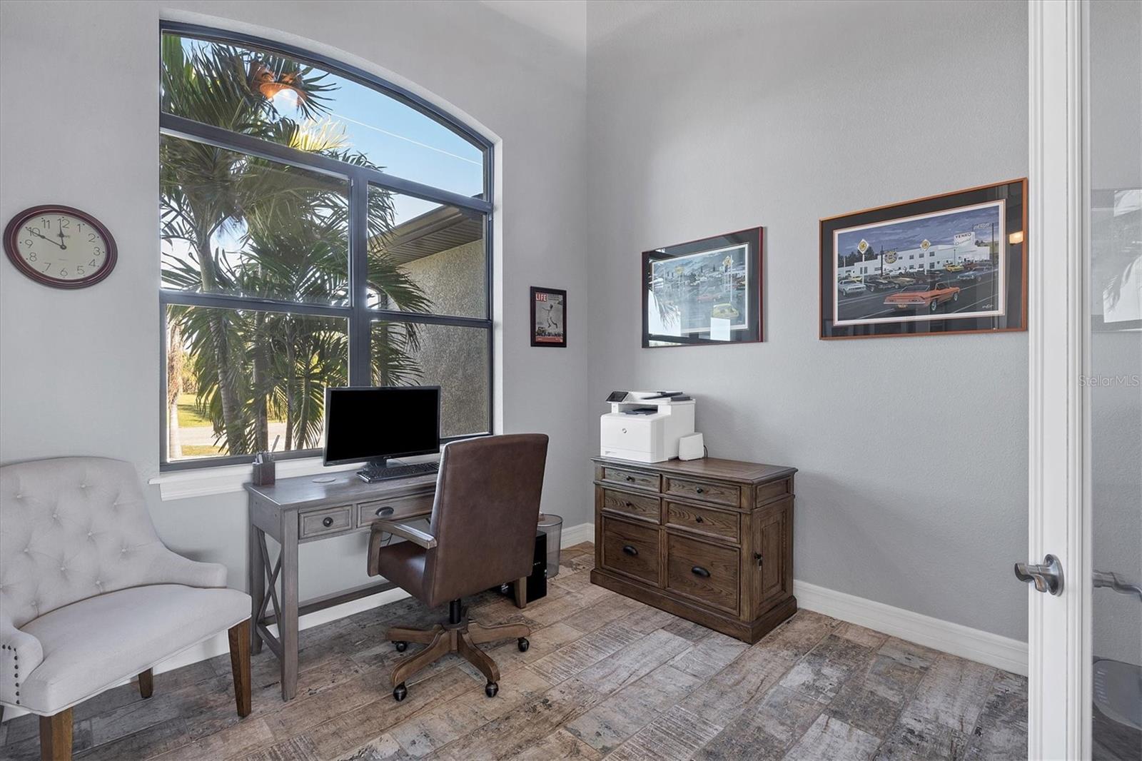 15336 LAKELAND CIR, PORT CHARLOTTE, FL, 33981