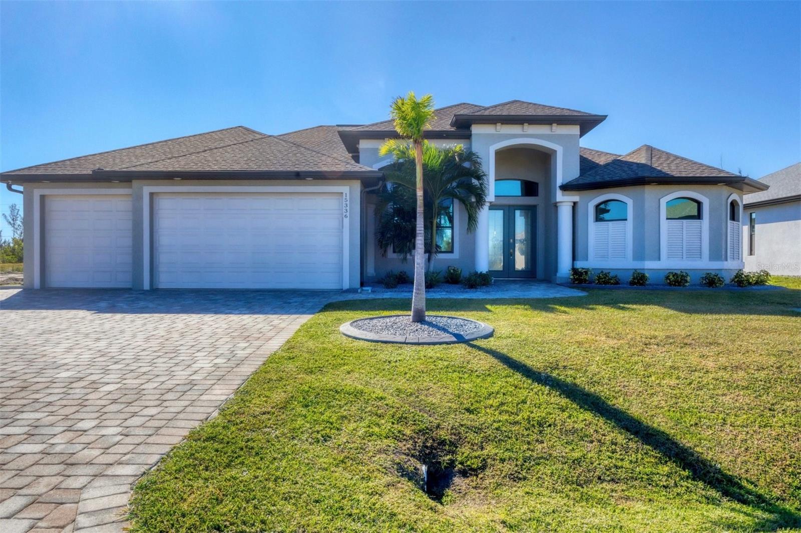 15336 LAKELAND CIR, PORT CHARLOTTE, FL, 33981