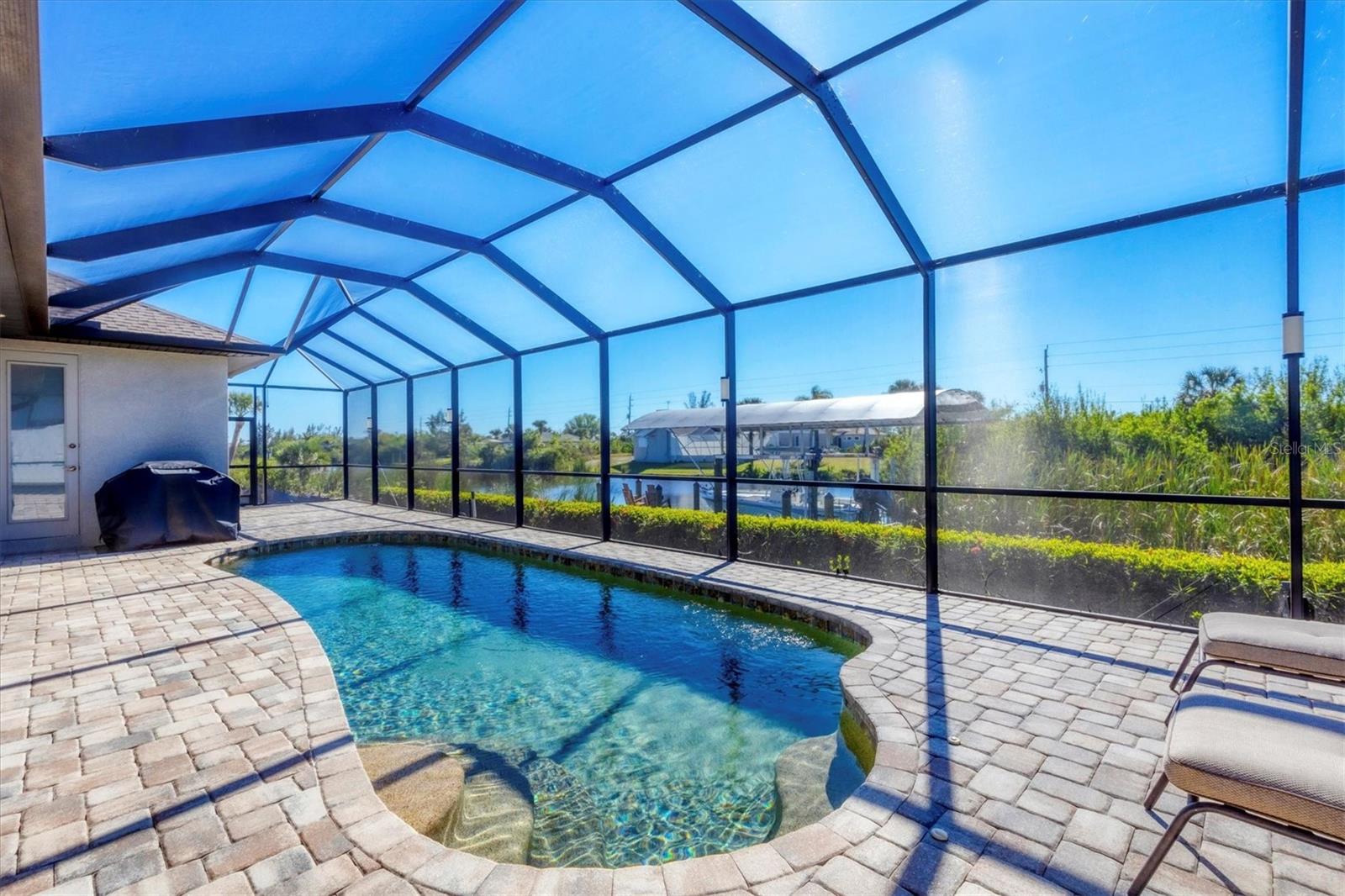 15336 LAKELAND CIR, PORT CHARLOTTE, FL, 33981