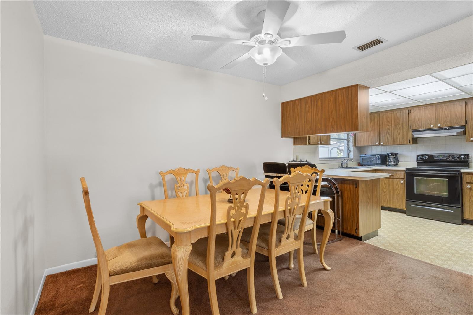 8607 RUTH PL, TAMPA, FL, 33604