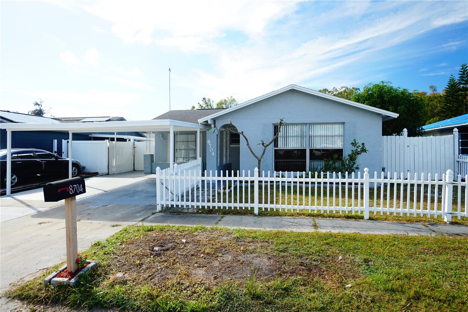 8704 LEEWARD DR, TAMPA, FL, 33634