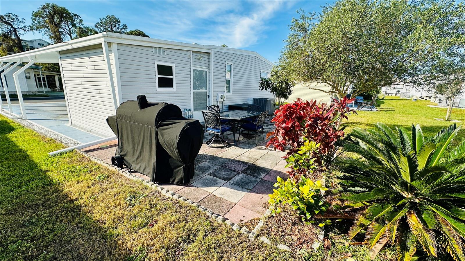 758 ROYAL PALM CIR, LARGO, FL, 33778