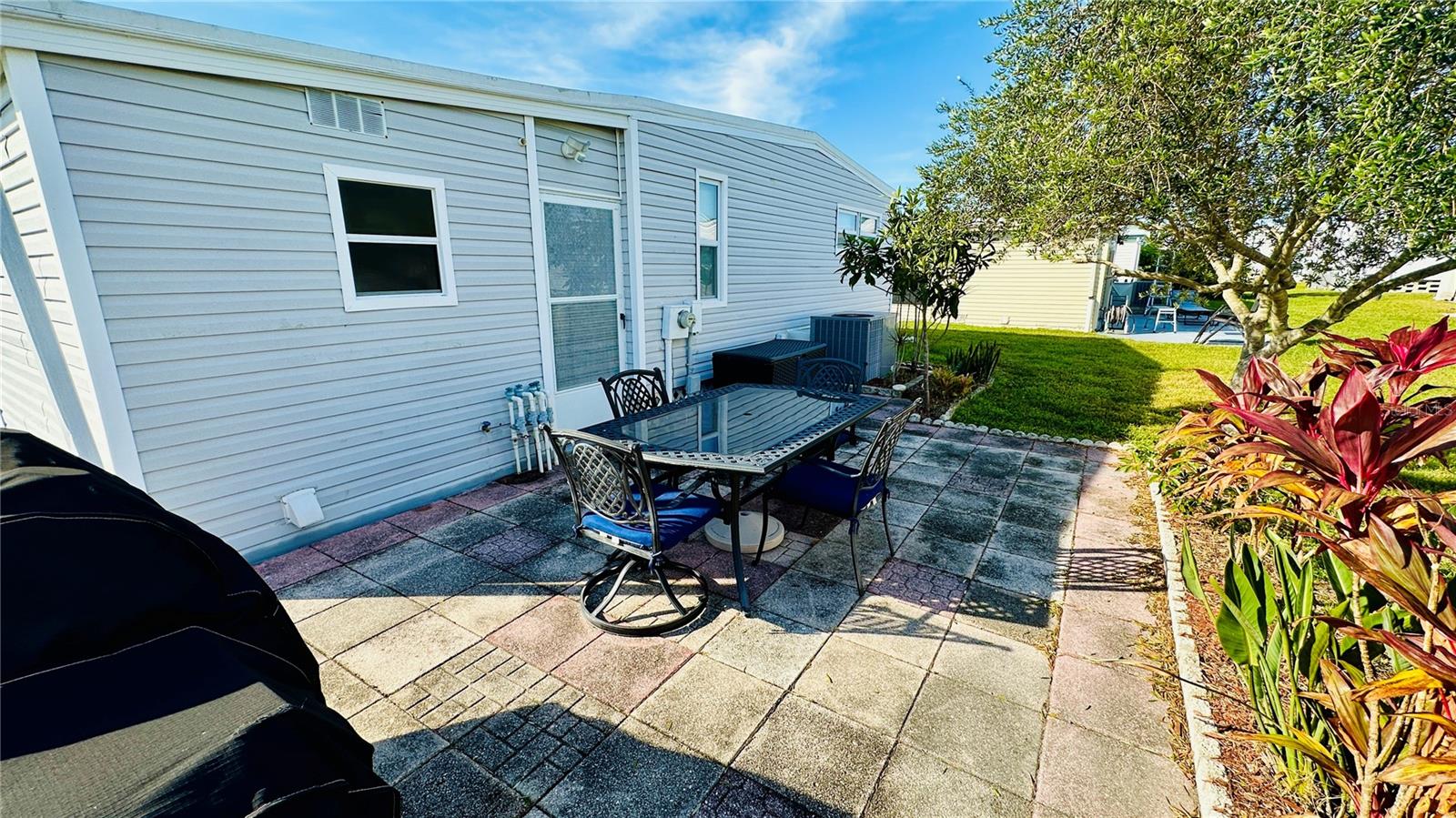 758 ROYAL PALM CIR, LARGO, FL, 33778