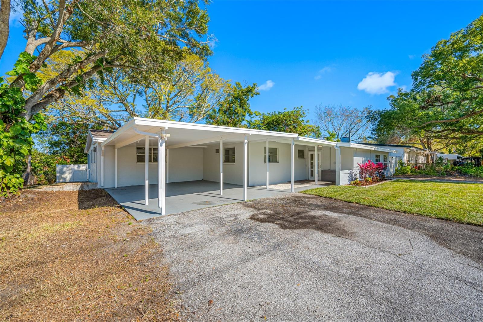 1400 LAKEVIEW RD, CLEARWATER, FL, 33756